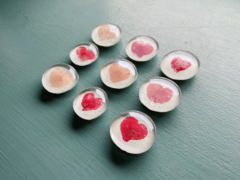 DIY Thumbprint Heart Magnets » Wayfarer Family